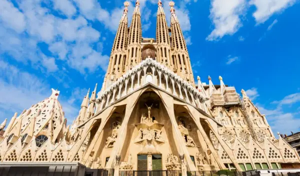 VIAJE VIAJE EUROPA PARIS BARCELONA MADRID 5000